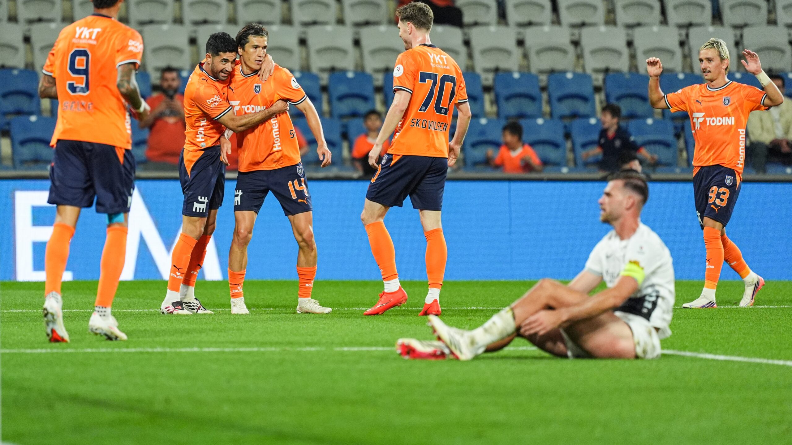 Başakşehir'den Gençlerbirliği'ne fark