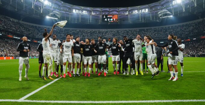 Beşiktaş evinde 7'de 7 yaptı