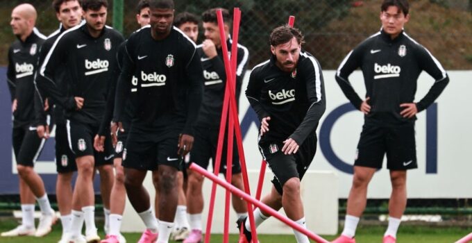 Beşiktaş'ın Avrupa kadrosu açıklandı