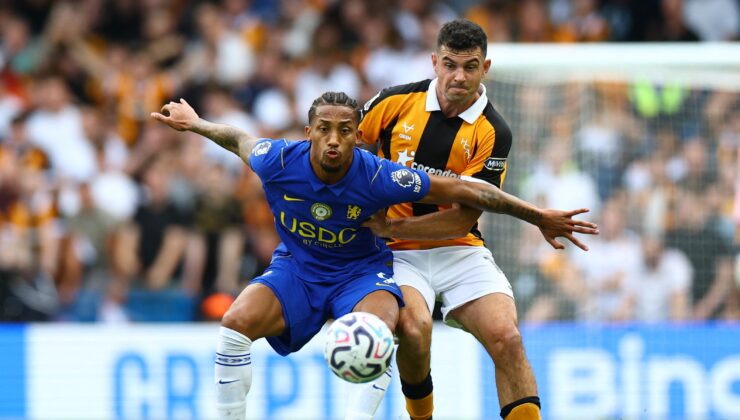 Chelsea ile Hull City nefes kesen maçta yenişemedi