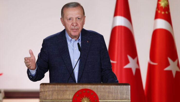 Cumhurbaşkanı Erdoğan, Avrupa şampiyonu milli boksör Hatice Akbaş'ı tebrik etti
