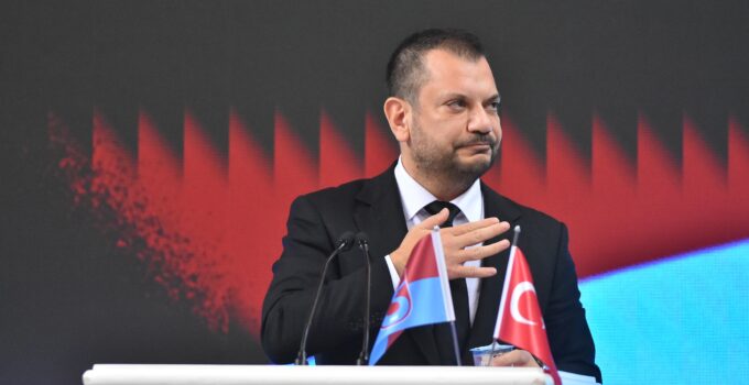 Doğan'dan taraftara destek çağrısı, hakeme tepki