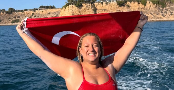 Ece Demir, tarihe geçti