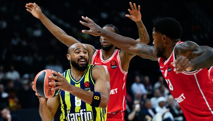 Fenerbahçe Tarfin, Olympiakos'a mağlup