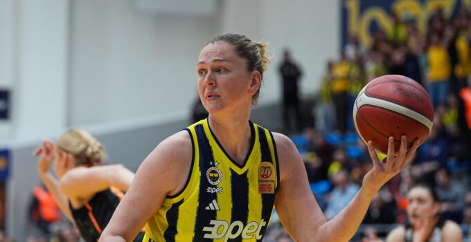 Fenerbahçe'de Emma Meesseman'a yeni sözleşme