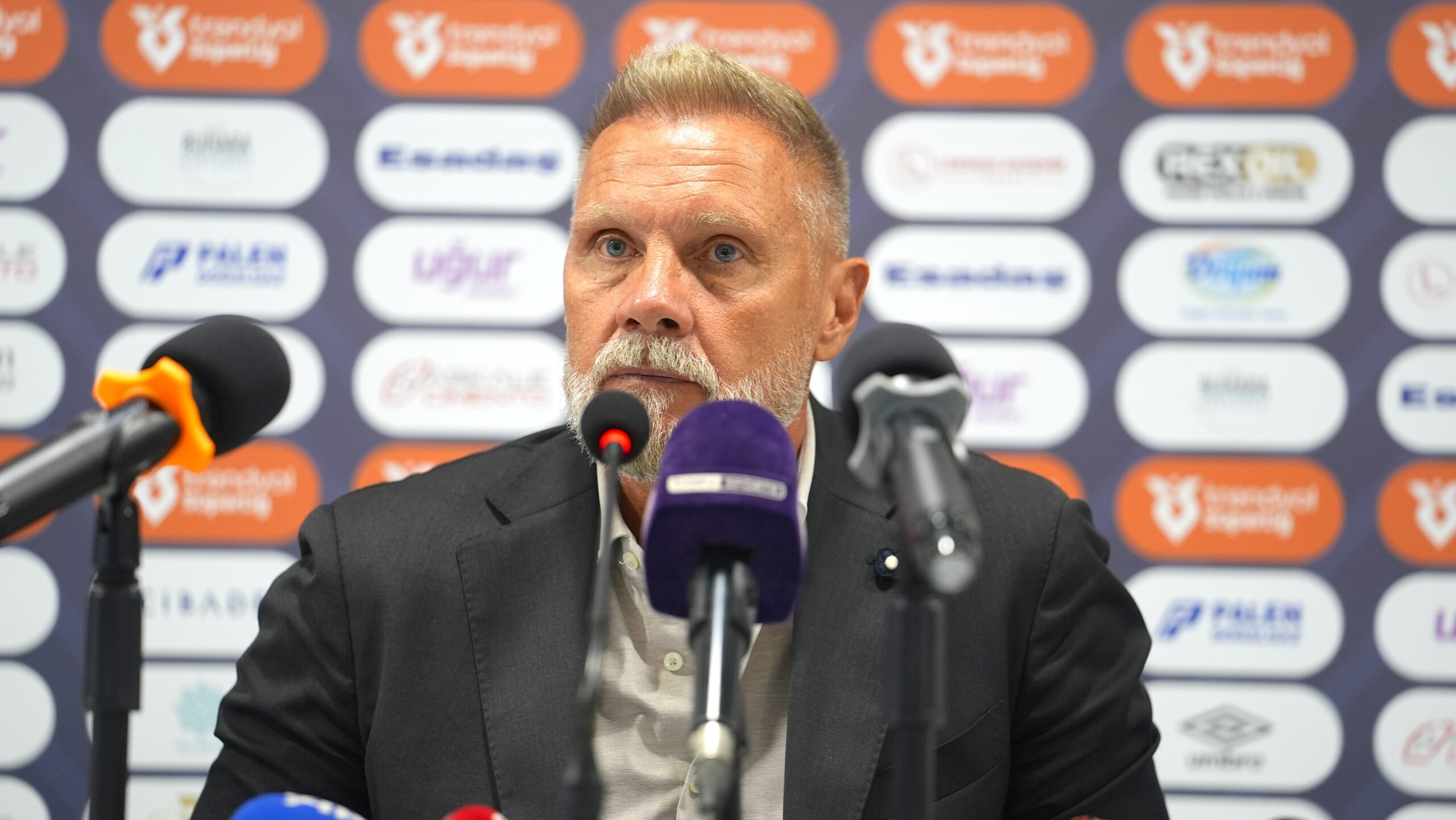 Fink: Üstesinden geleceğiz