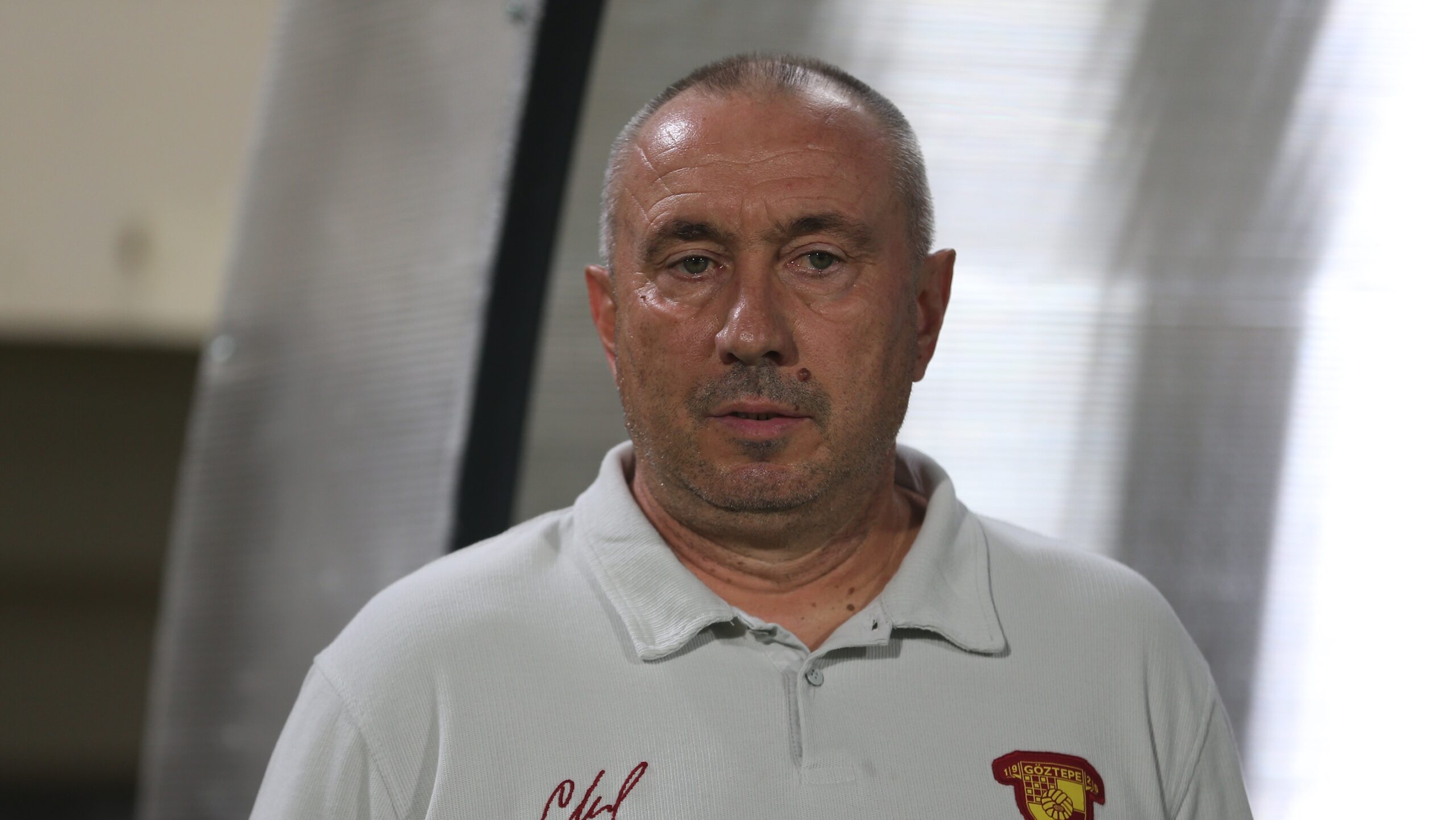 Göztepe'den Stoilov'a yeni sözleşme
