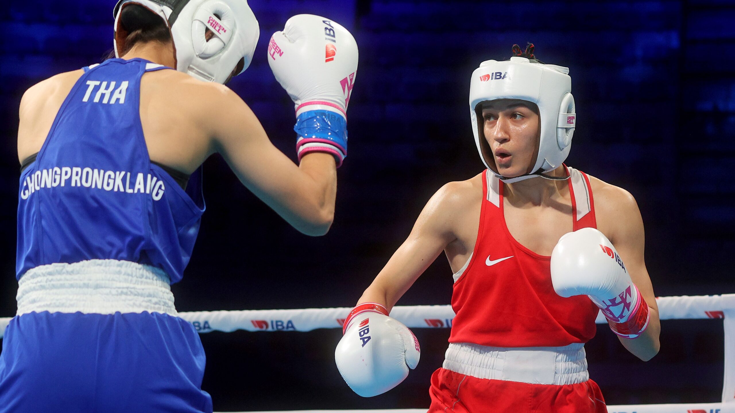 Hatice Akbaş, Avrupa Şampiyonası'nda madalyayı garantiledi