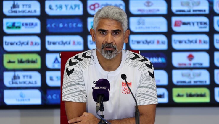 İsmet Taşdemir, genç oyuncularını tebrik etti