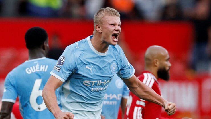 Manchester City, derbiyi 10 kişiyle kazandı