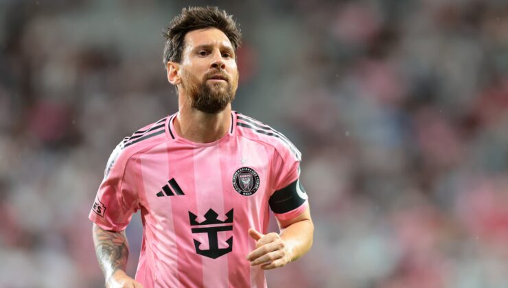 Messi gözünü yeni bir rekora dikti