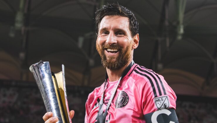Messi rekora doymuyor! 48. kupa…