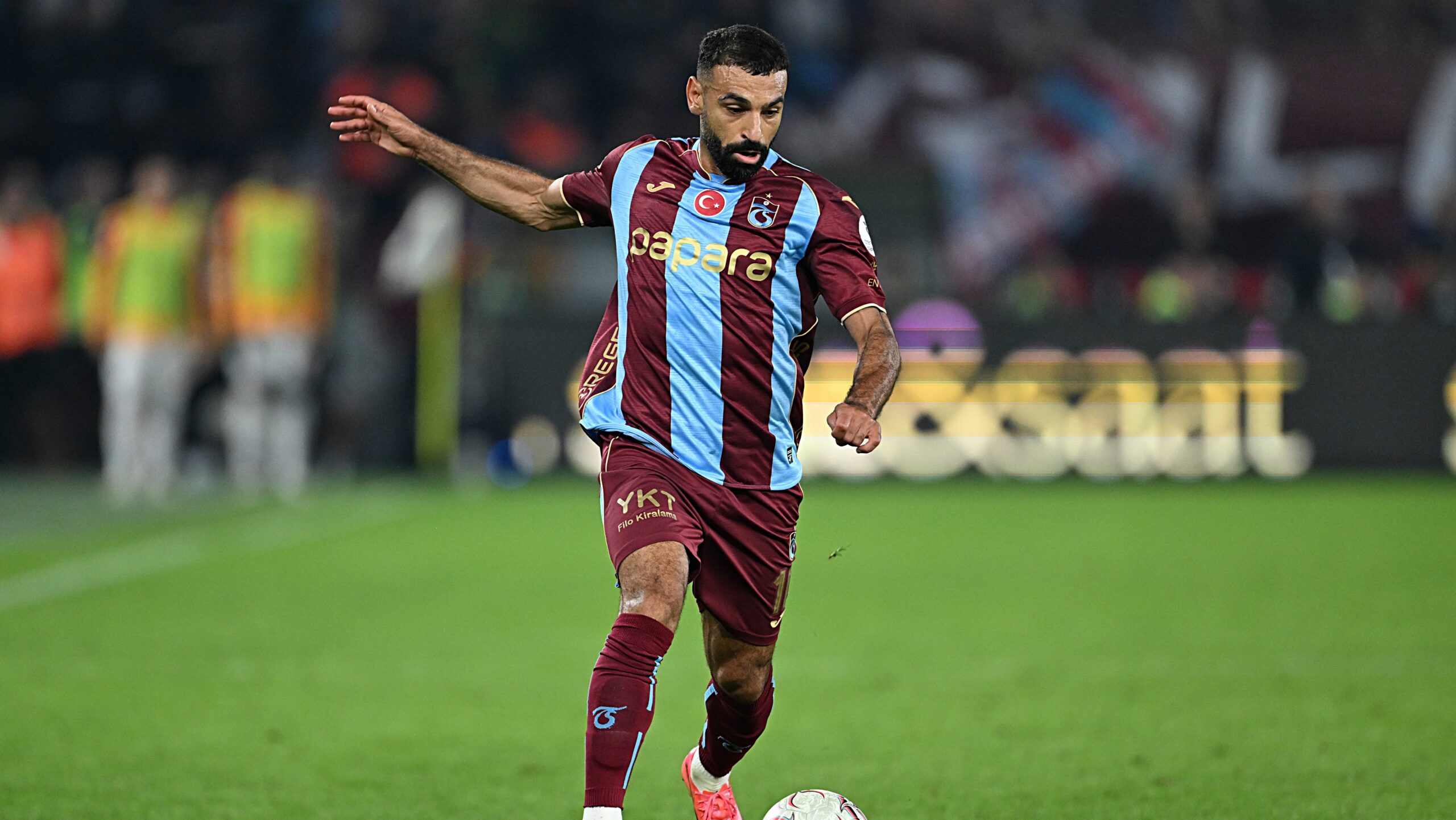 Salah'a İngiltere'de trafikten men cezası