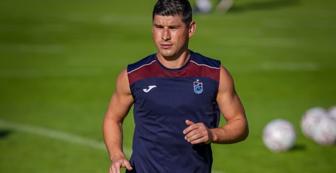 Trabzonspor'da Malinovskyi ameliyat edildi