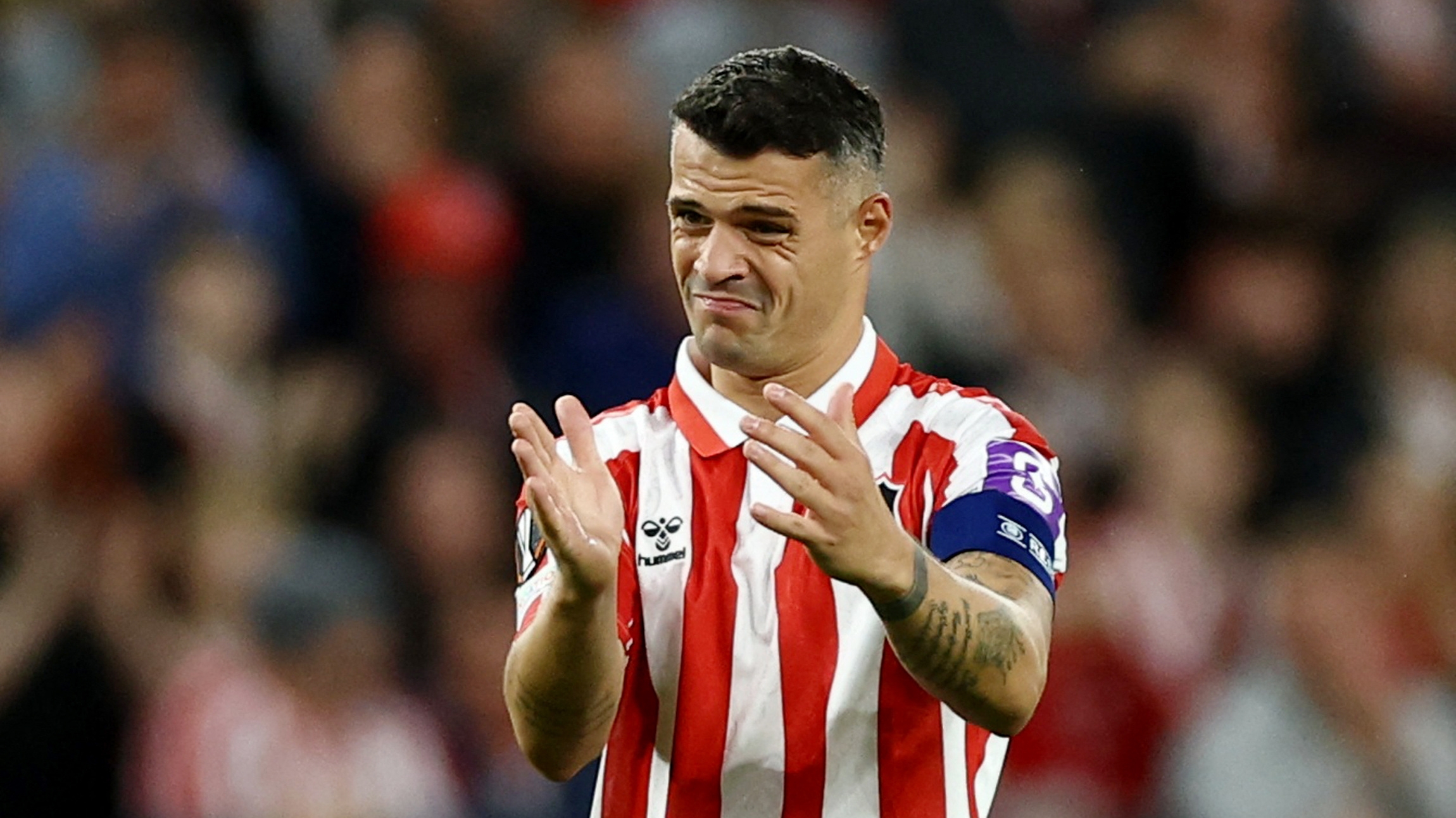 UEFA'dan Xhaka'ya soruşturma