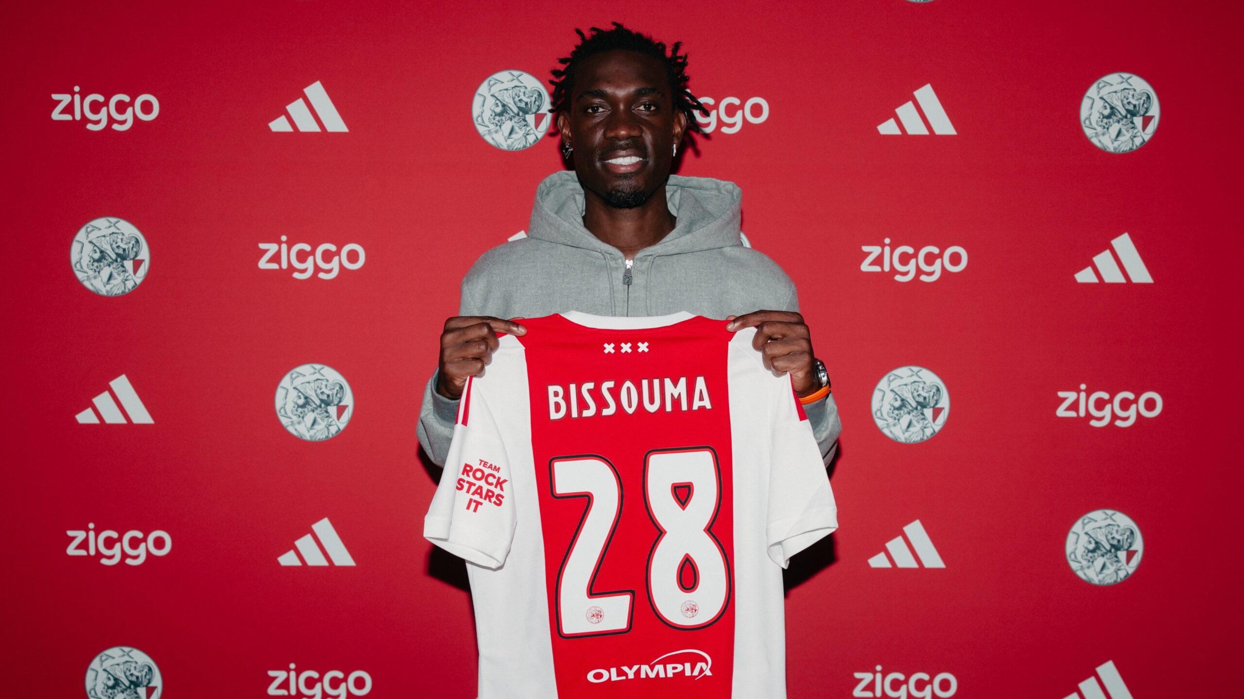 Yves Bissouma, Ajax'a imza attı