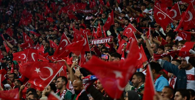 15 yıl sonra yeniden