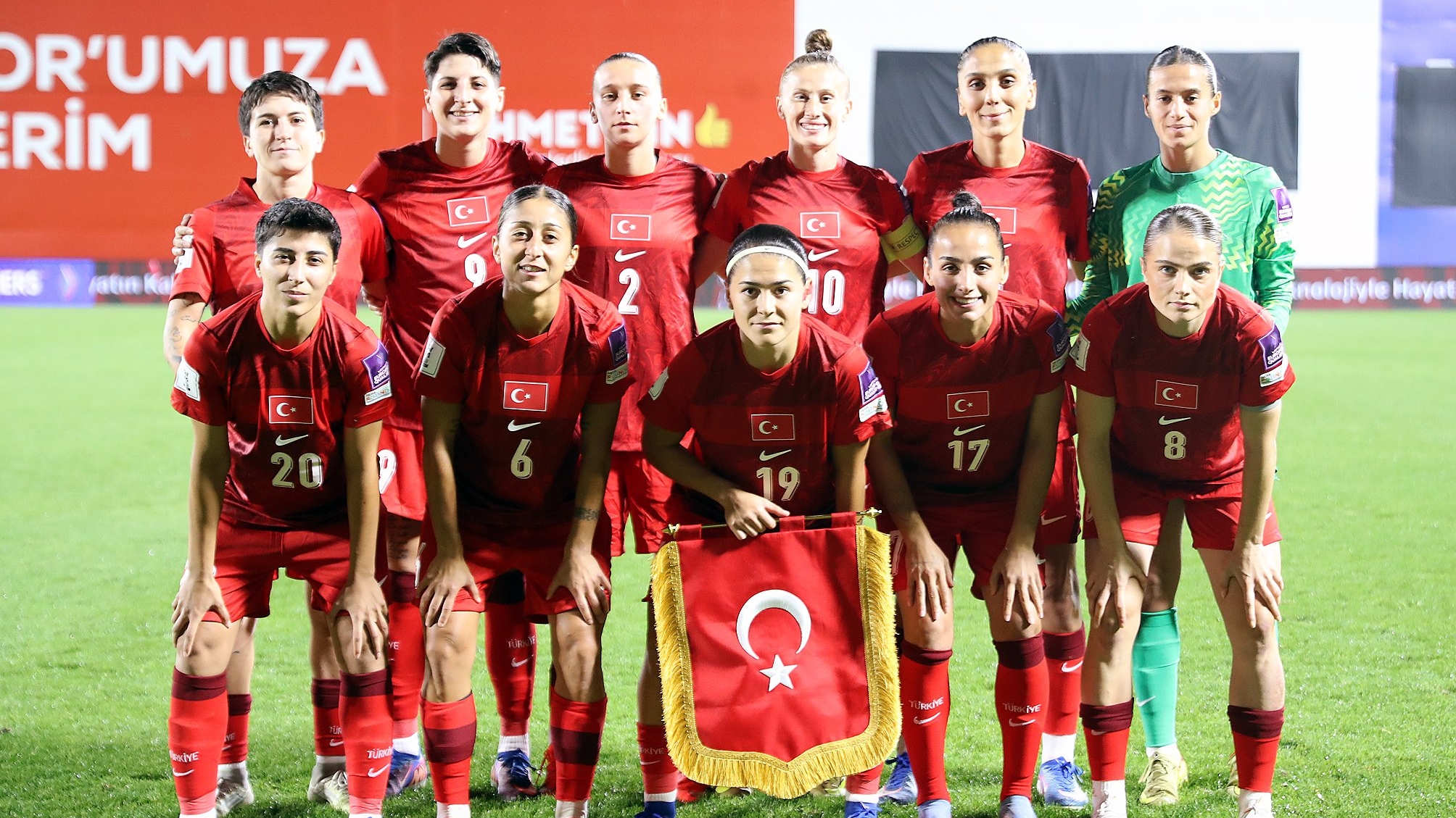 A Milliler Slovenya karşısında