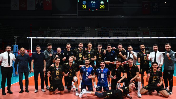 Altekma, Kupa Voley'e galibiyetle başladı