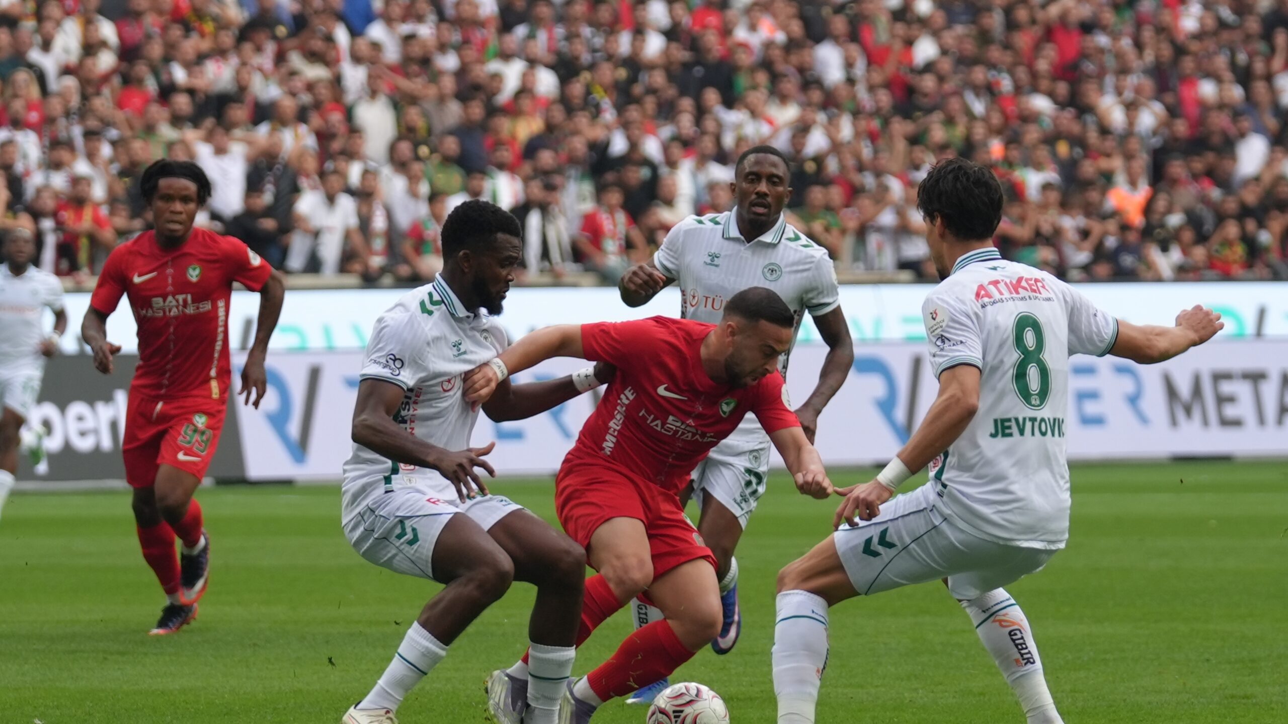 Amedspor 3 puanı tek golle aldı