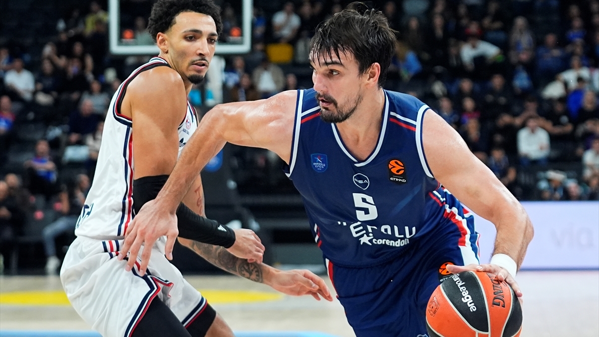 Anadolu Efes, Bayern Münih'e kaybetti