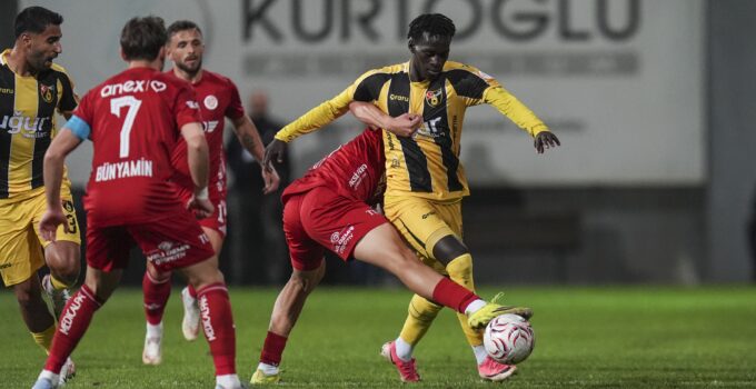 Antalyaspor deplasmanda kazandı