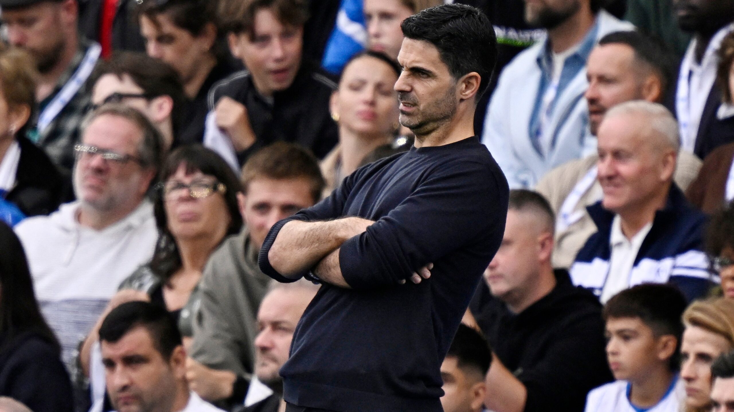 Arsenal, Mikel Arteta'nın sözleşmesini yeniledi