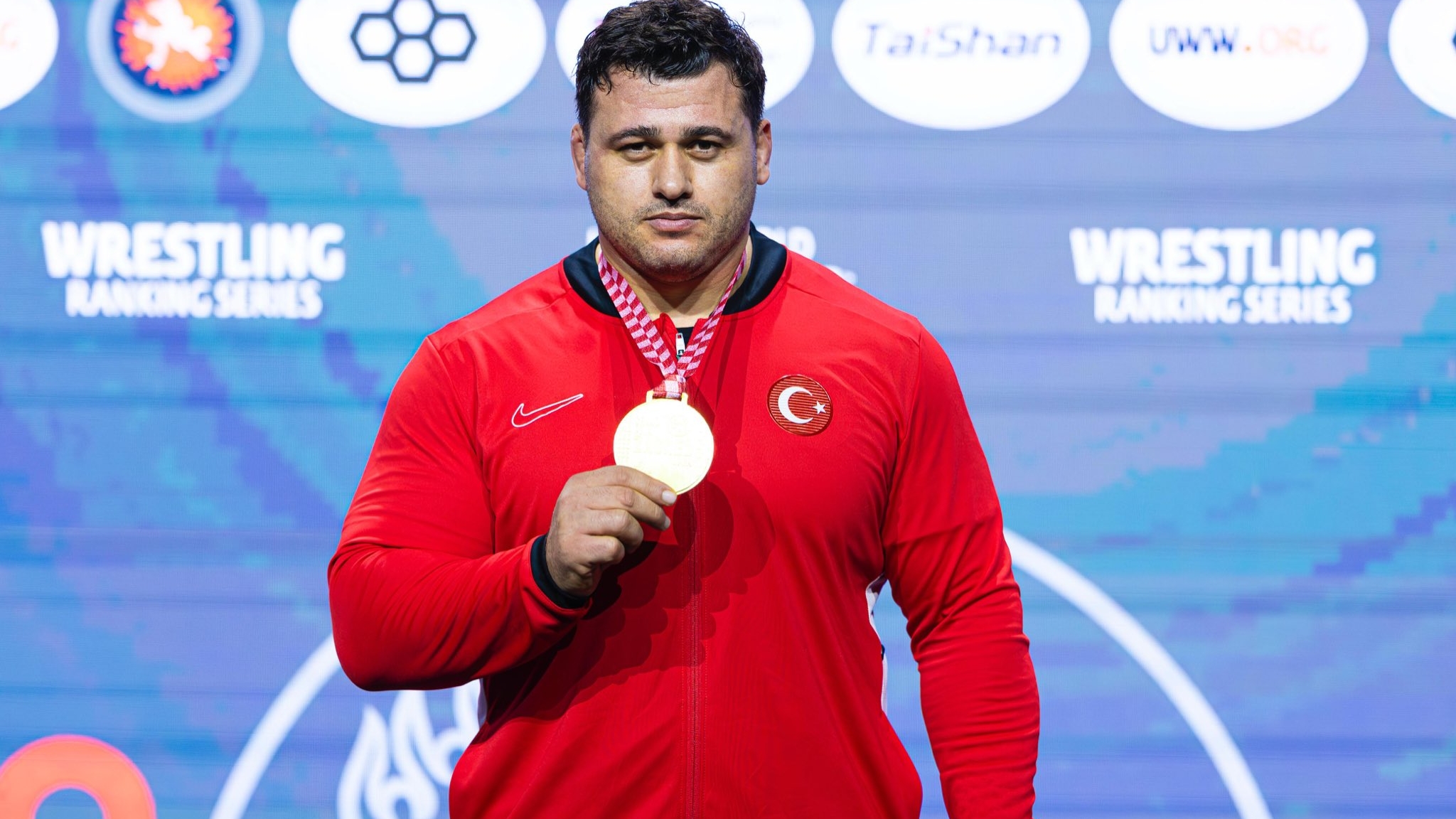 Astana'da gözler Rıza Kayaalp'in üzerinde