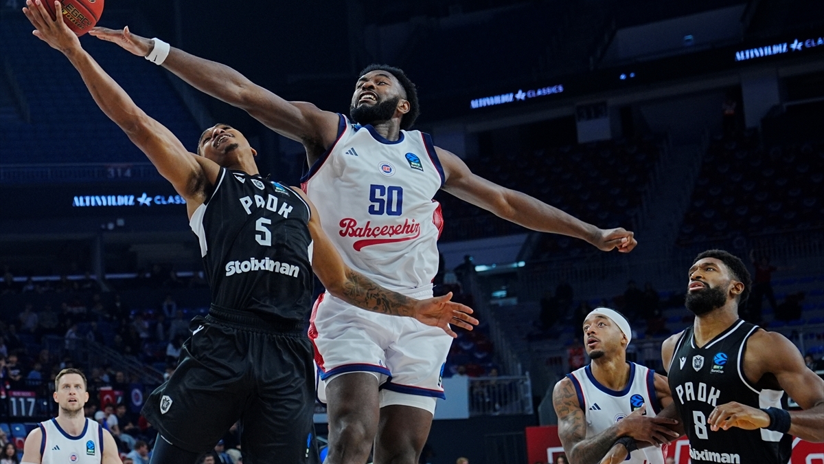 Bahçeşehir Koleji, PAOK'u devirdi