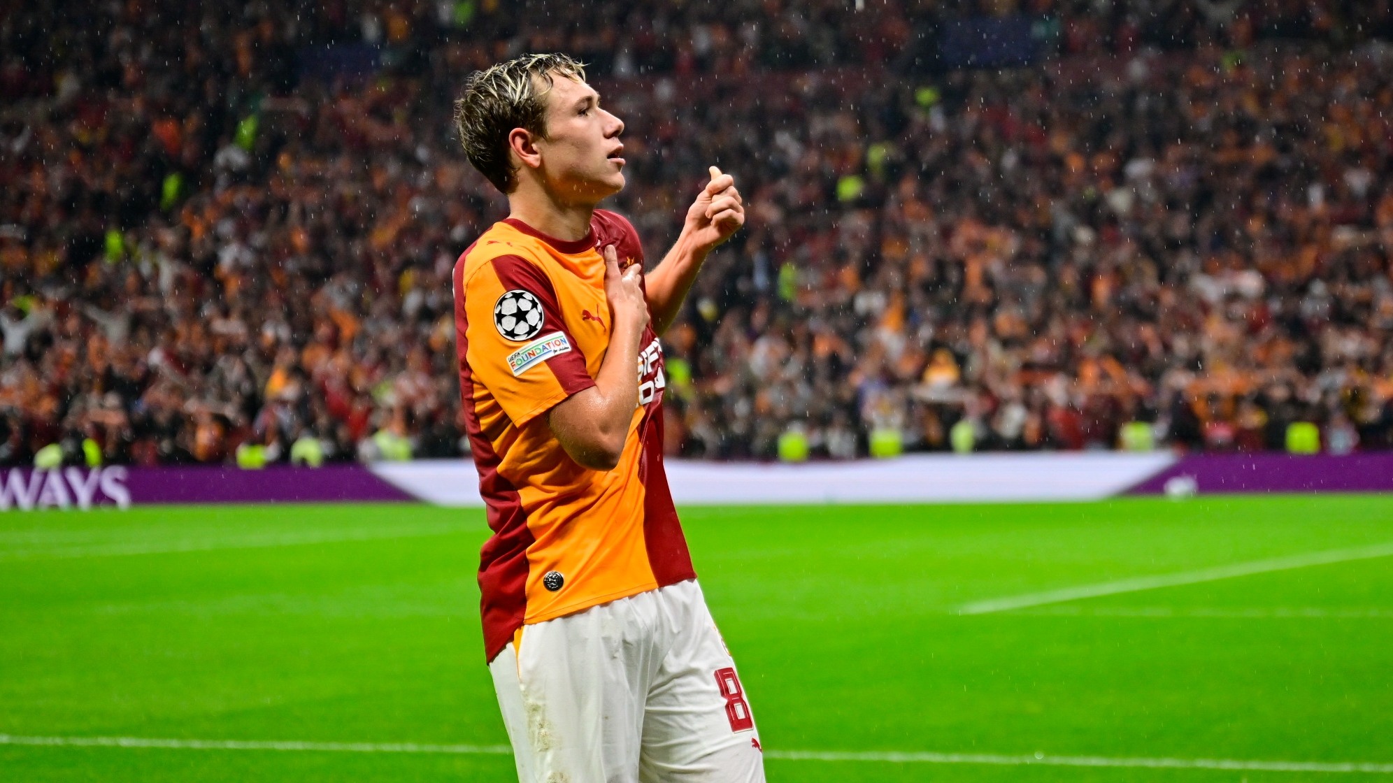 Batrakov siftahı Barcelona’ya karşı yaptı