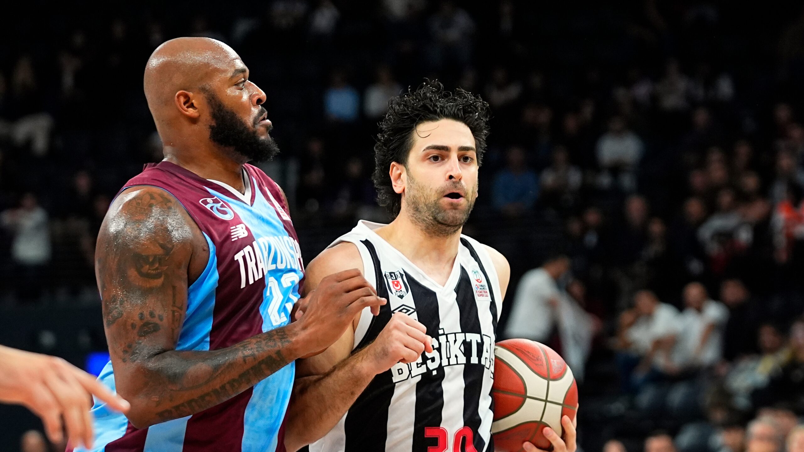 Beşiktaş evinde Trabzonspor'u geçti