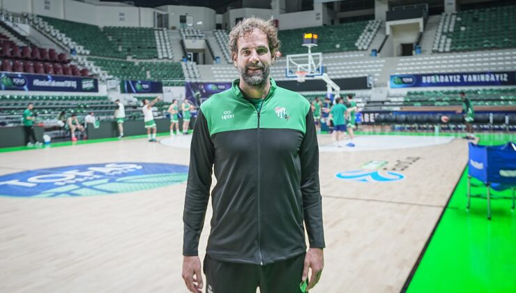 Bursaspor Basketbol yeni kadrosuyla ligde üst sıraları hedefliyor