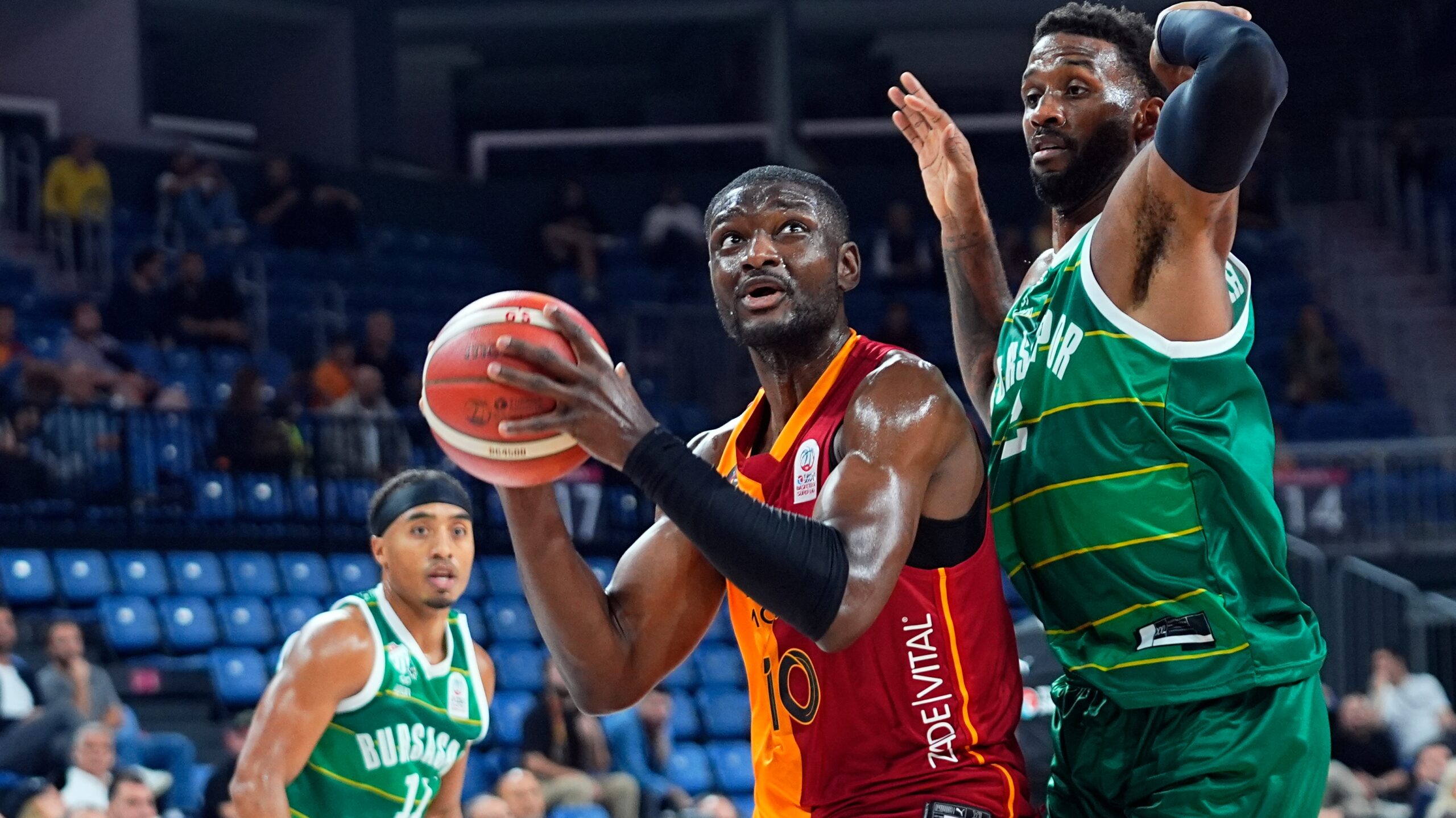 Bursaspor deplasmanda Galatasaray MCT Technic'i mağlup etti