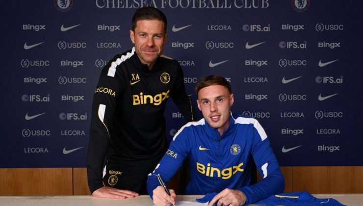 Chelsea, Cole Palmer ile sözleşme uzattı