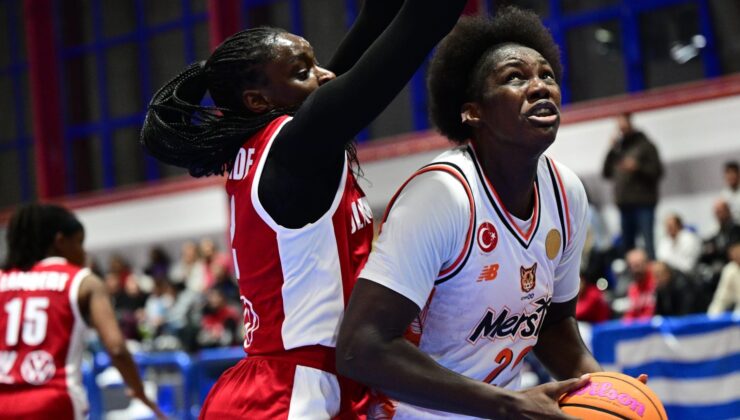 ÇİMSA ÇBK Mersin 3'te 3 yaptı