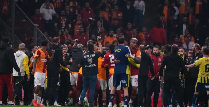 Derbinin sevkleri açıklandı