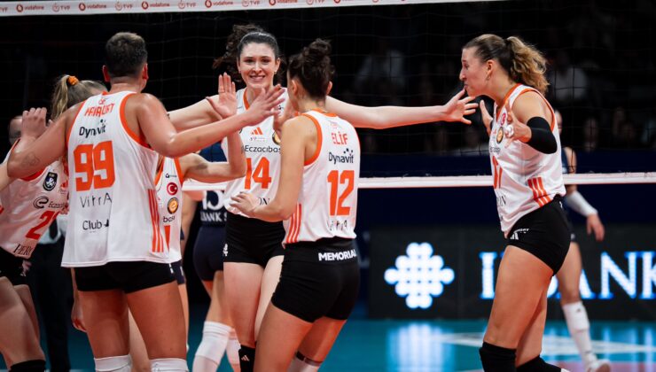 Eczacıbaşı set vermedi