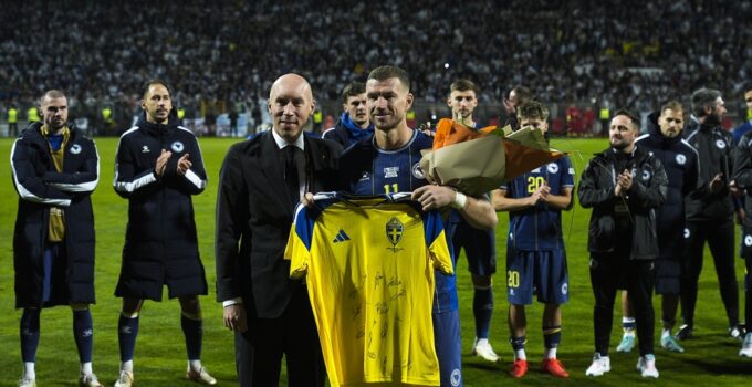 Edin Dzeko'dan milli formaya veda