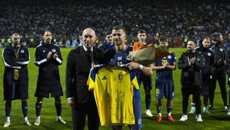 Edin Dzeko'dan milli formaya veda