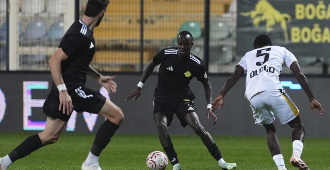 Esenler Erokspor deplasmanda kazandı