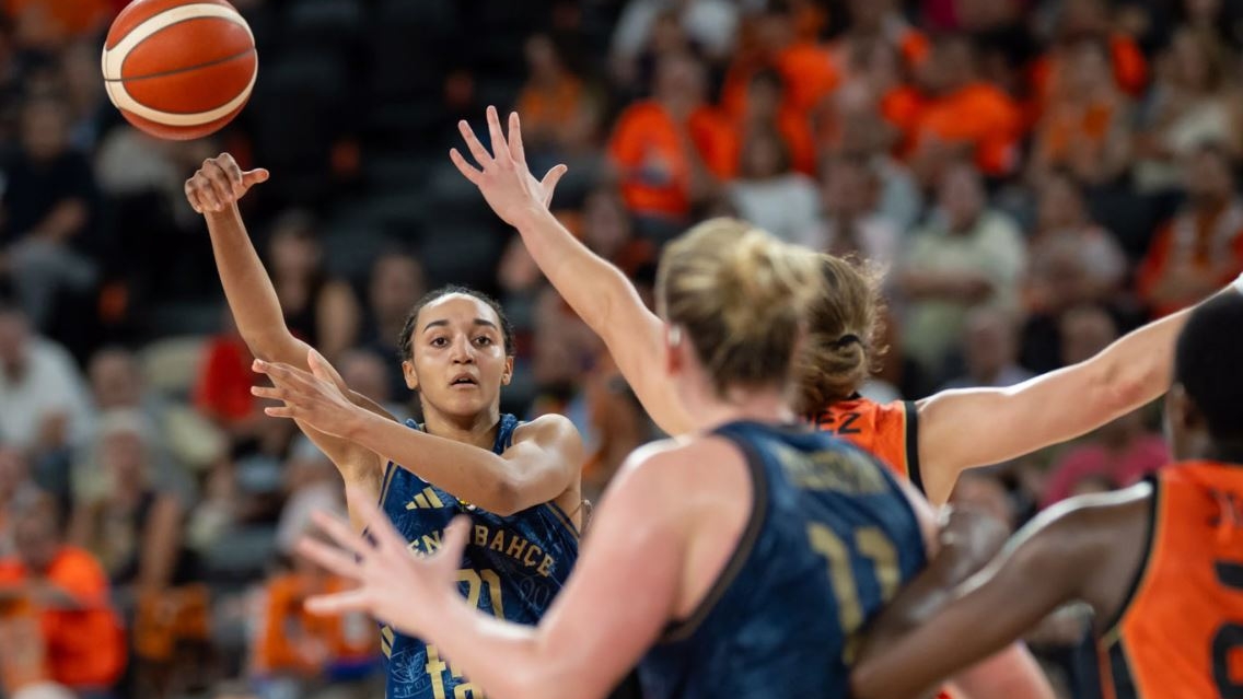 Fenerbahçe Tarfin galibiyetle başladı