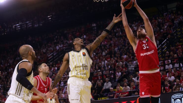 Fenerbahçe Tarfin'den müthiş geri dönüş