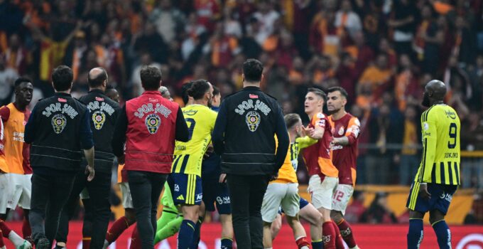 Fenerbahçe'den derbideki olaylarla ilgili açıklama