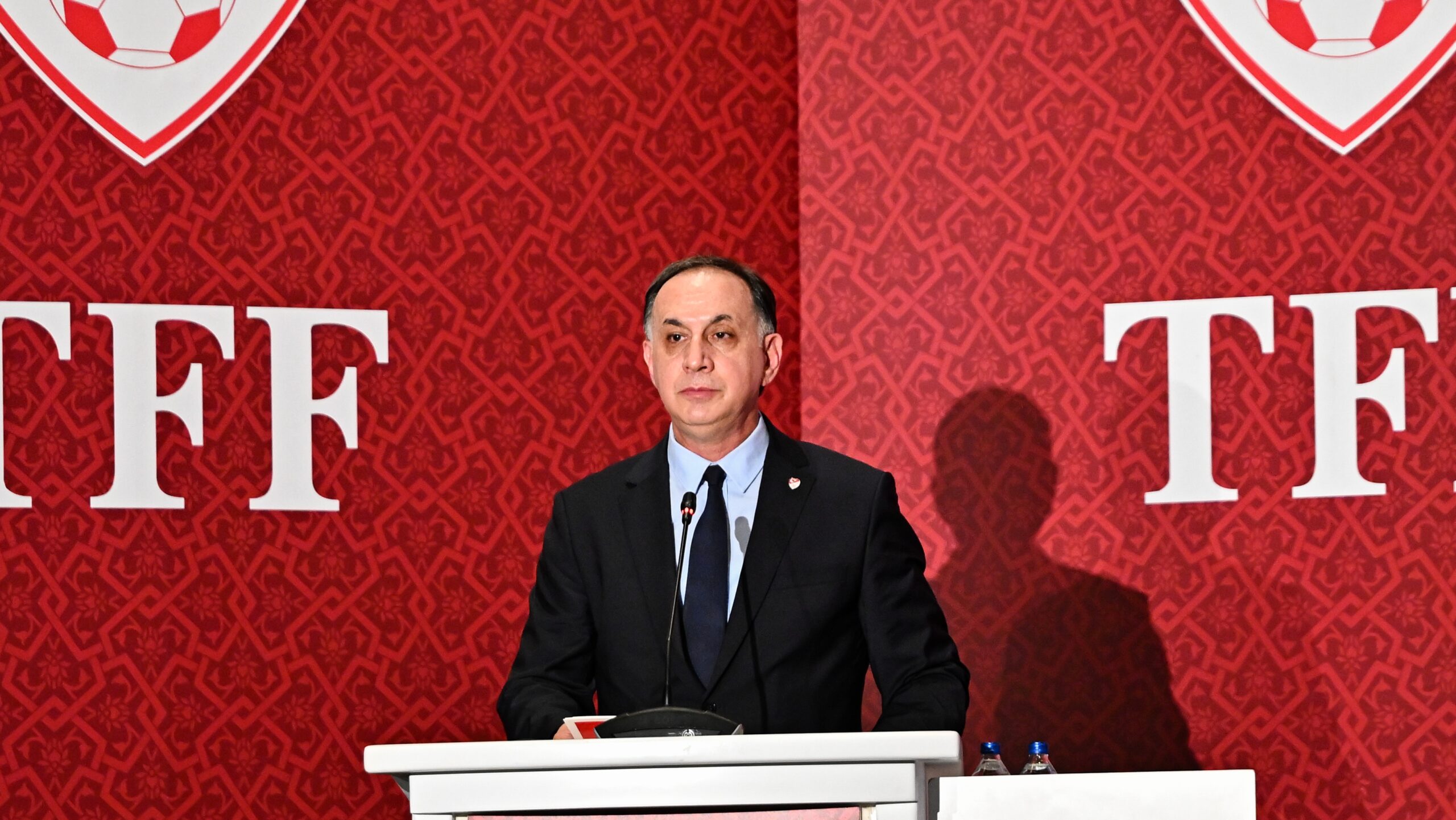Ferhat Gündoğdu istifa etti