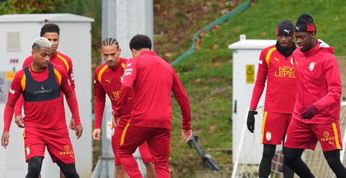 Galatasaray'ın kamp kadrosu belli oldu