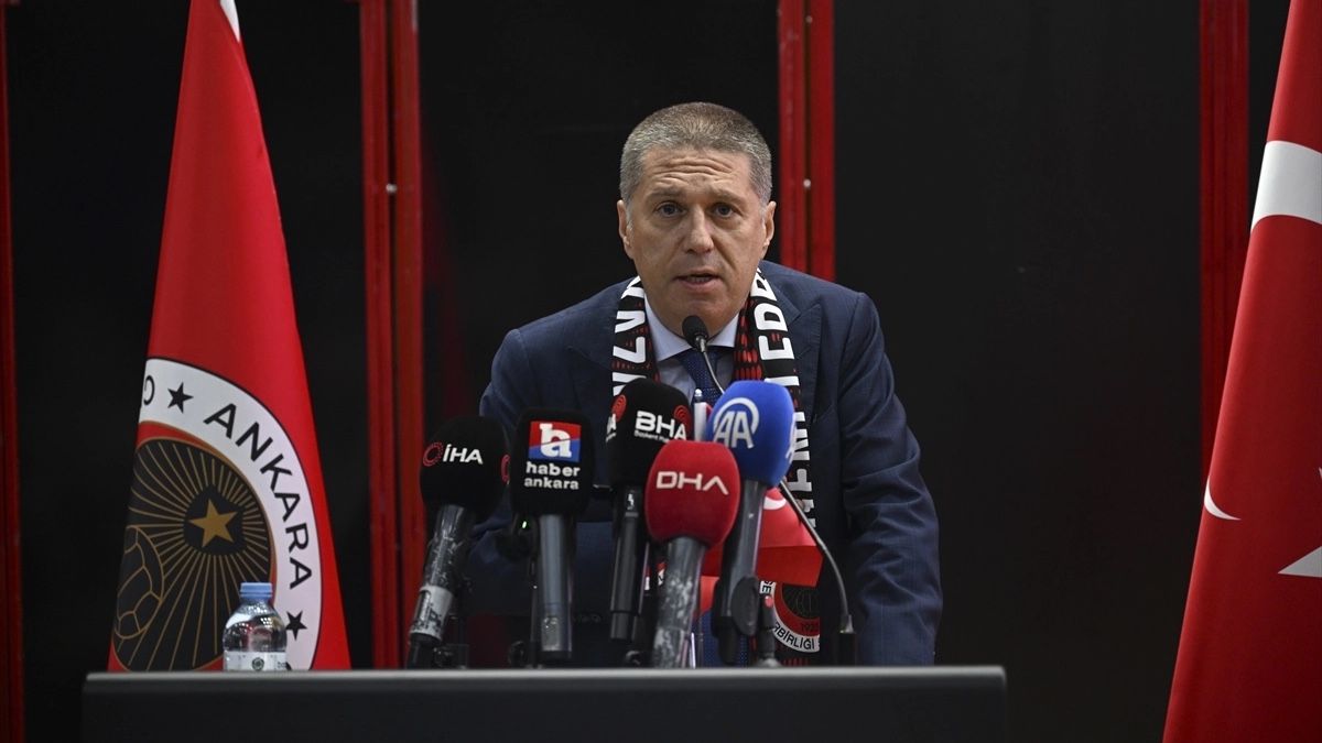 Gençlerbirliği Başkanı Arda Çakmak’tan Metin Diyadin açıklaması…