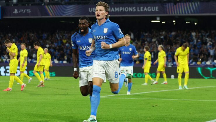 Gol düellosunda kazanan Napoli