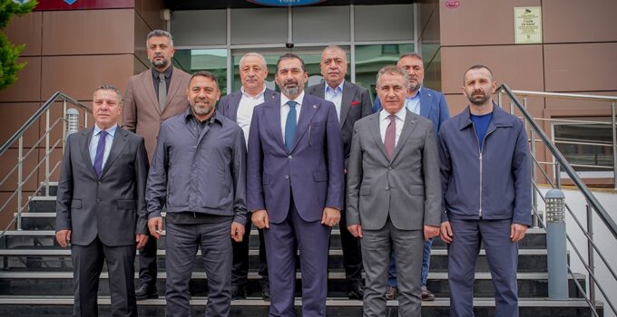 Hamza Yerlikaya'dan Trabzonspor'a ziyaret