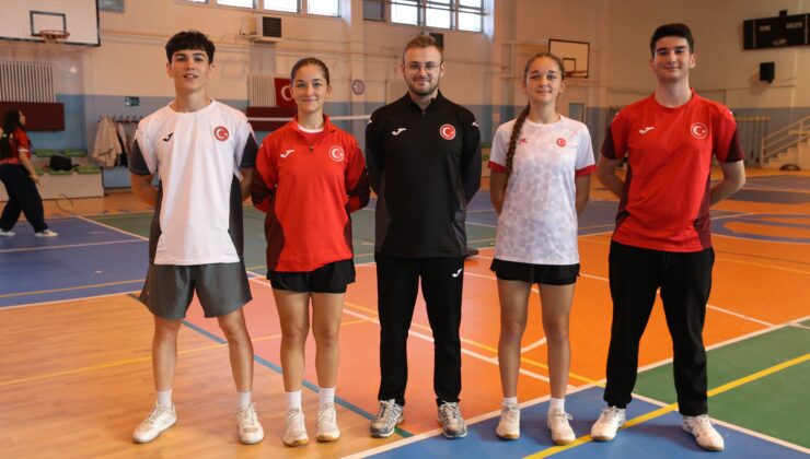 İşitme engelli badmintoncular dünya şampiyonasına hazırlanıyor