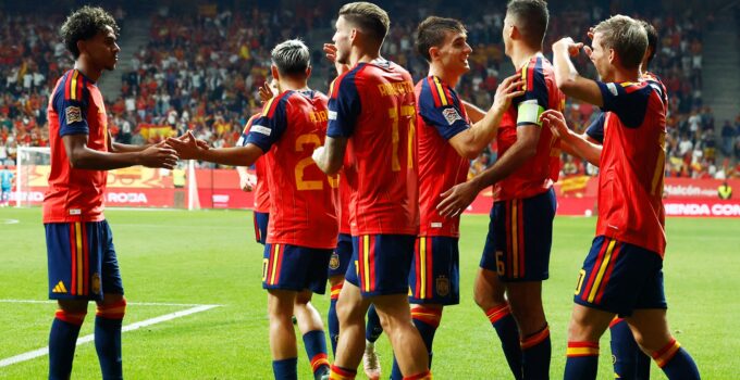İspanya'dan 3'te 3